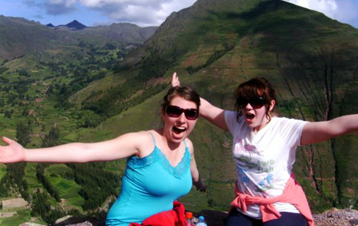 volunteer-in-the-peru-andes