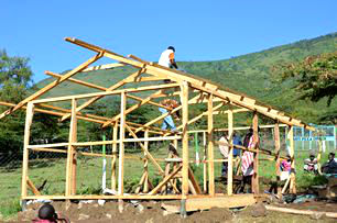 building-of-new-kenya-masai-lending-library-for-resources-volunteers-bring-with-them